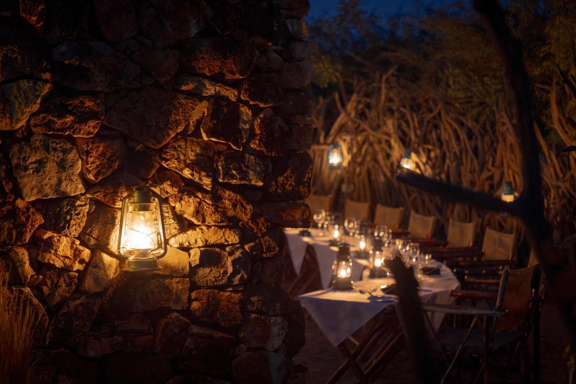 Rhulani Safari Lodge Заповедник Мадикве Экстерьер фото